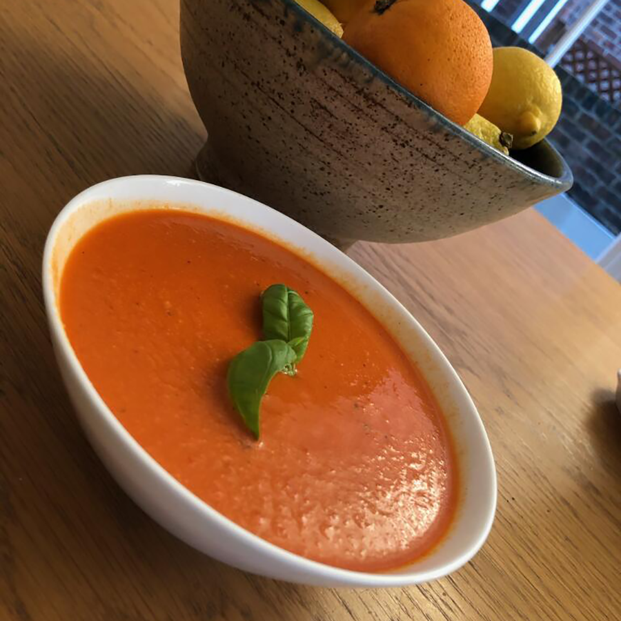 Healthy red pepper and tomato soup recipe
